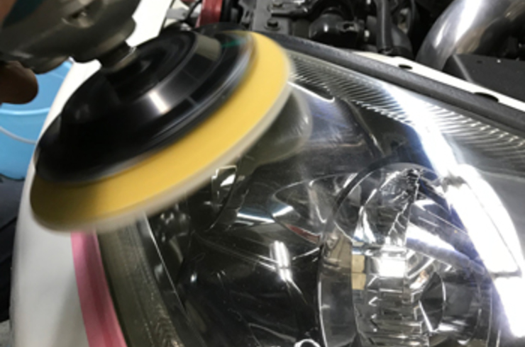 ヘッドライトの黄ばみ、曇りのリペア